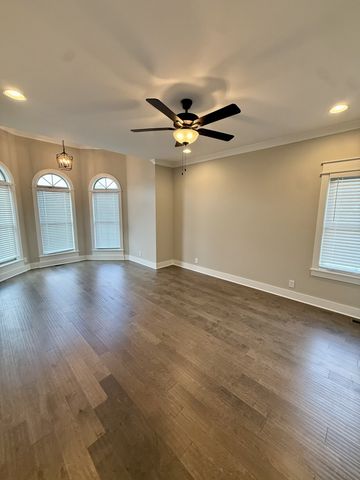 1507 Kenzie Grace Ct, Christiana, TN 37037