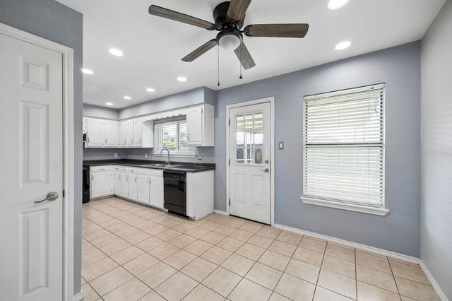 709 Bowie Street, Forney, TX 75126