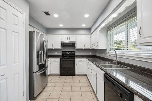 709 Bowie Street, Forney, TX 75126