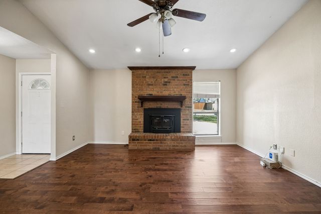 709 Bowie Street, Forney, TX 75126