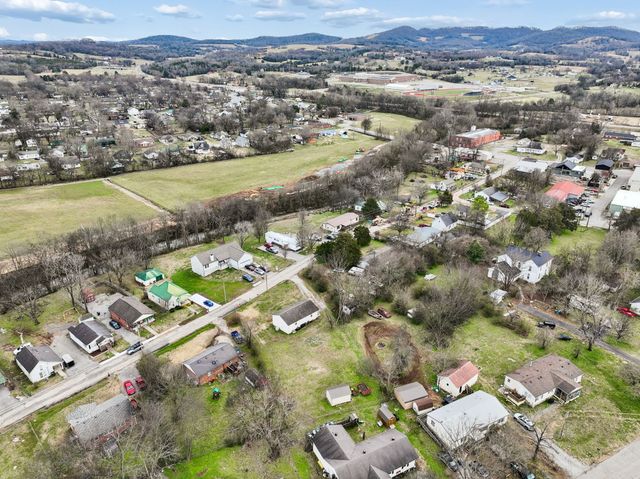 236 Commerce Ave, Watertown, TN 37184