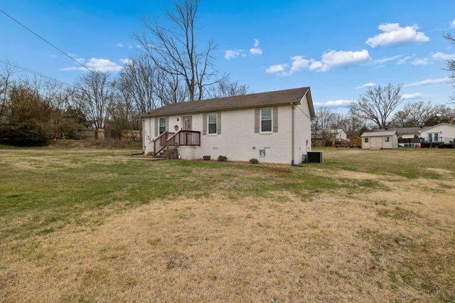 236 Commerce Ave, Watertown, TN 37184