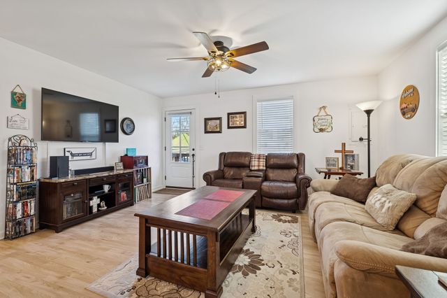 236 Commerce Ave, Watertown, TN 37184