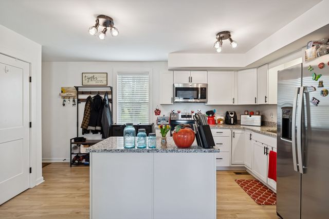 236 Commerce Ave, Watertown, TN 37184