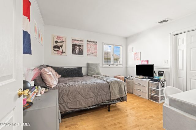 41 Poplar Avenue, West Long Branch, NJ 07764
