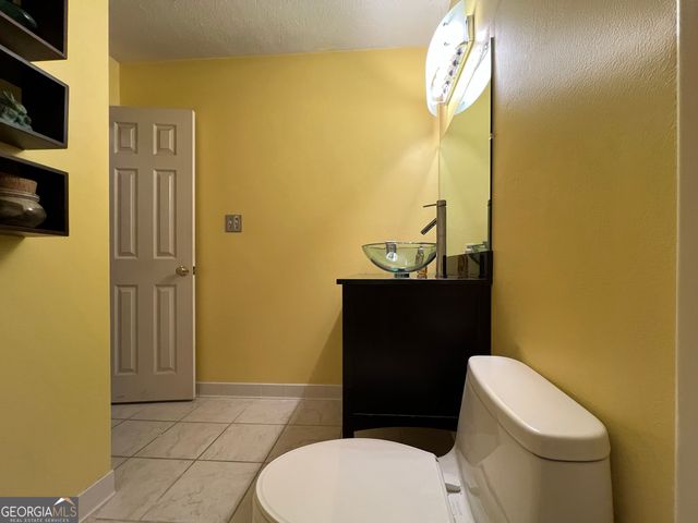 394 Ansley Brook Drive, Lawrenceville, GA 30044