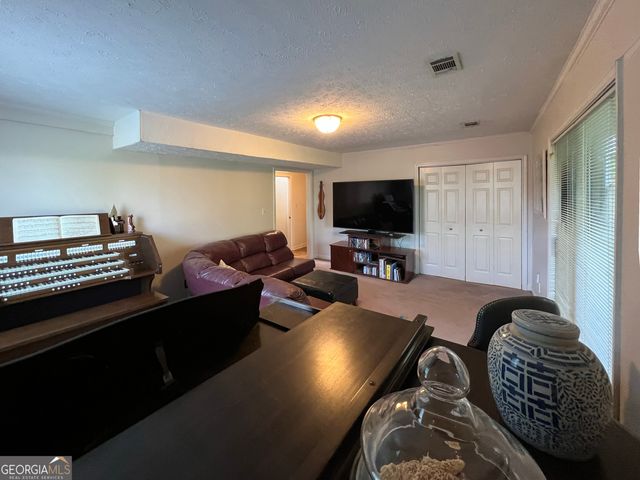 394 Ansley Brook Drive, Lawrenceville, GA 30044
