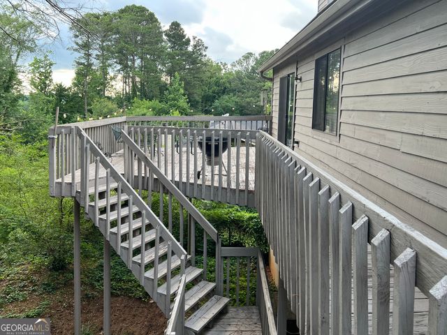 394 Ansley Brook Drive, Lawrenceville, GA 30044