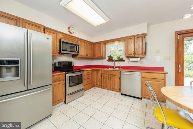 415 LABRADOR TRL, Mullica Hill, NJ 08062
