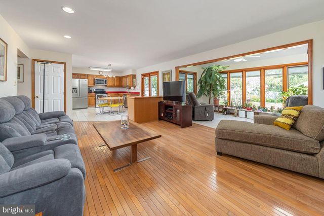 415 LABRADOR TRL, Mullica Hill, NJ 08062