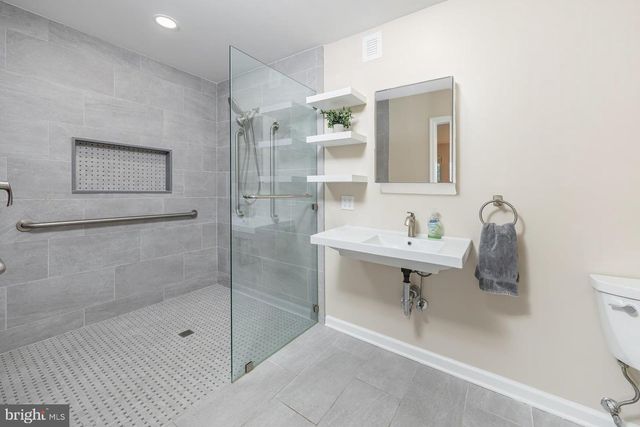 415 LABRADOR TRL, Mullica Hill, NJ 08062