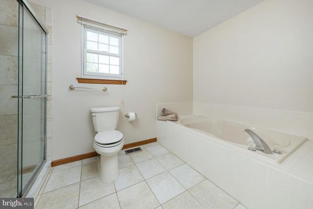 415 LABRADOR TRL, Mullica Hill, NJ 08062