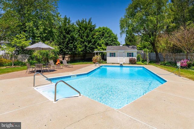 415 LABRADOR TRL, Mullica Hill, NJ 08062
