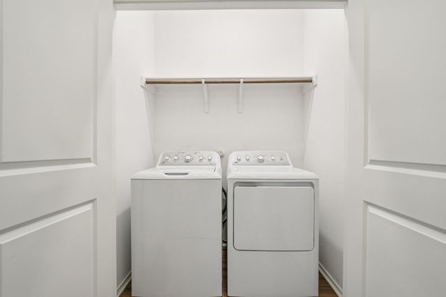 117 Badillo WAY, Bastrop, TX 78602