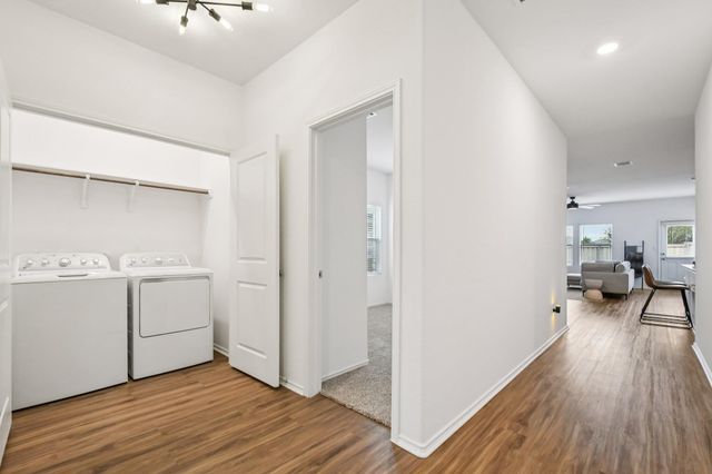 117 Badillo WAY, Bastrop, TX 78602