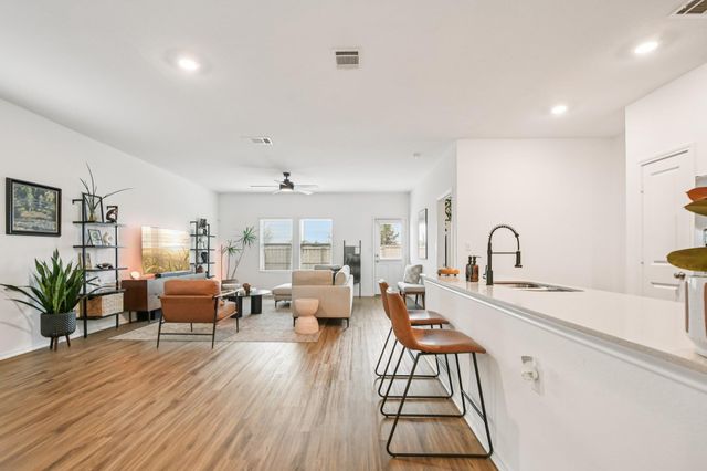 117 Badillo WAY, Bastrop, TX 78602