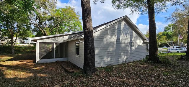 370 S COBBLE COURT, Mount Dora, FL 32757