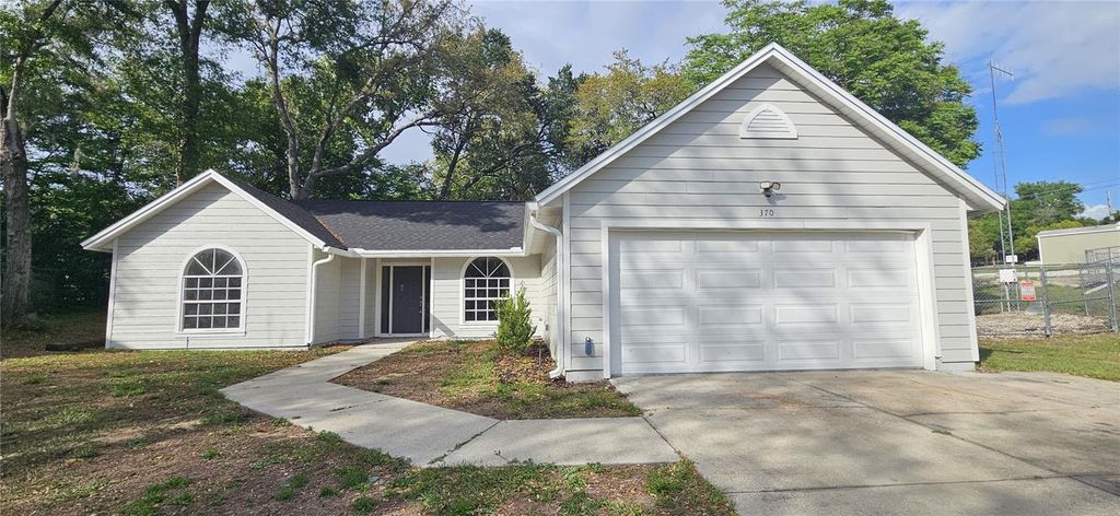 370 S COBBLE COURT, Mount Dora, FL 32757