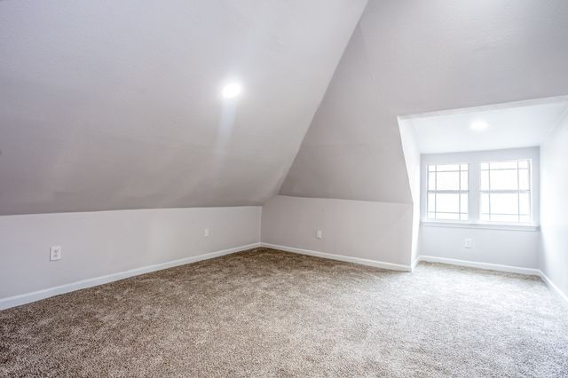 527 S Clinton Avenue, Dallas, TX 75208