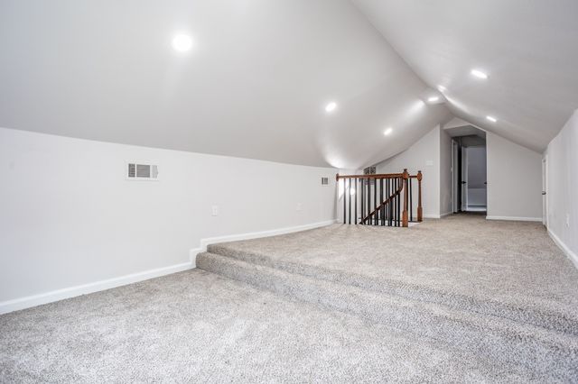 527 S Clinton Avenue, Dallas, TX 75208