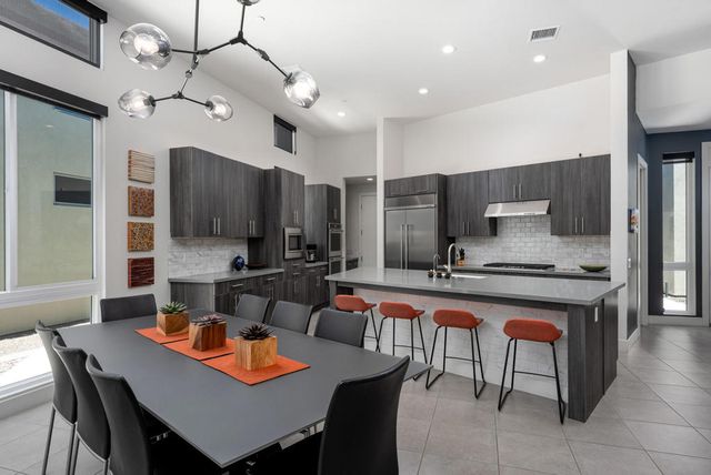 4270 Amber Lane, Palm Springs, CA 92262