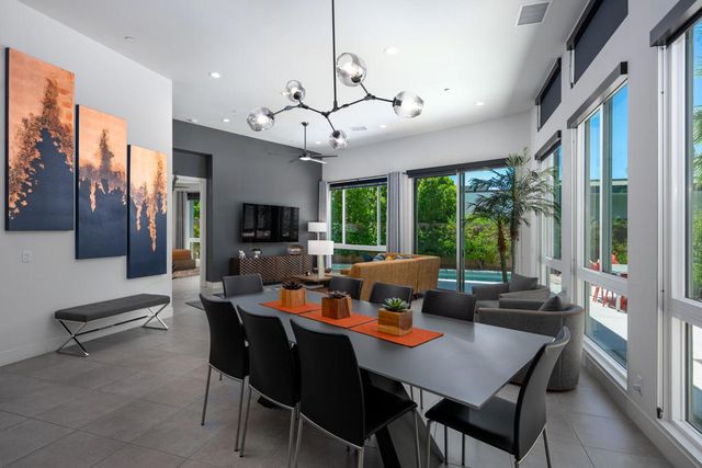 4270 Amber Lane, Palm Springs, CA 92262