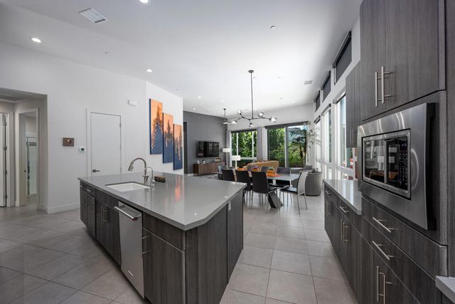 4270 Amber Lane, Palm Springs, CA 92262