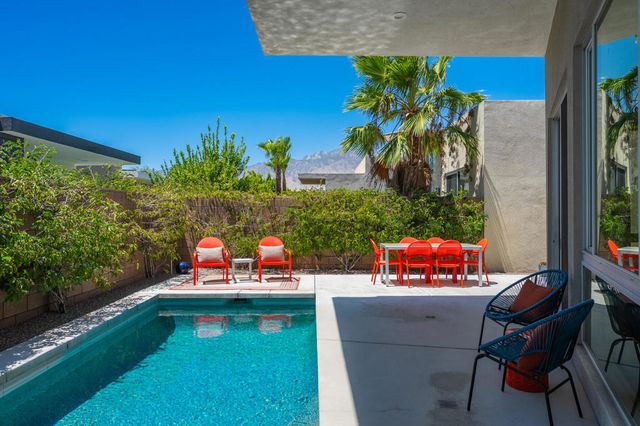 4270 Amber Lane, Palm Springs, CA 92262