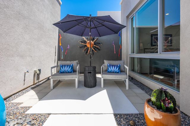 4270 Amber Lane, Palm Springs, CA 92262