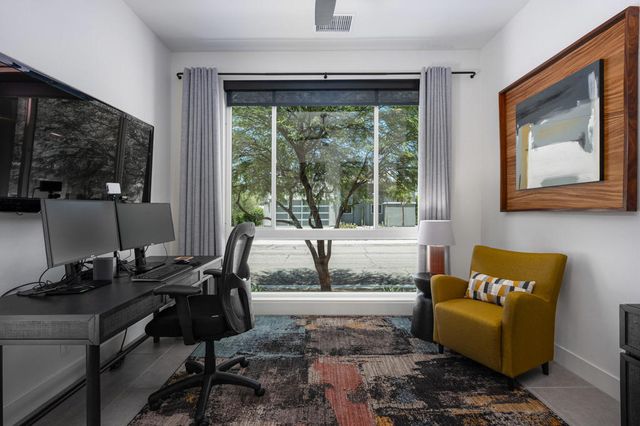 4270 Amber Lane, Palm Springs, CA 92262