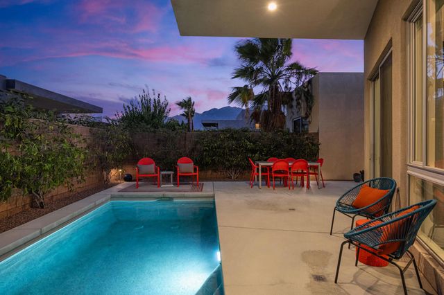 4270 Amber Lane, Palm Springs, CA 92262
