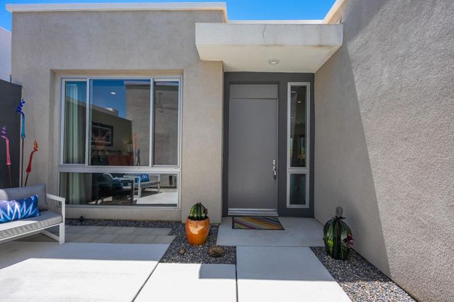 4270 Amber Lane, Palm Springs, CA 92262