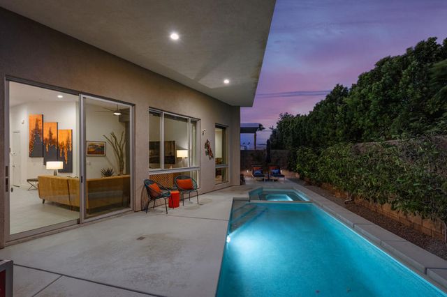 4270 Amber Lane, Palm Springs, CA 92262