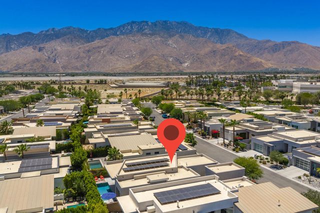 4270 Amber Lane, Palm Springs, CA 92262
