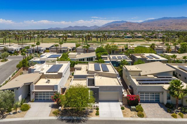 4270 Amber Lane, Palm Springs, CA 92262