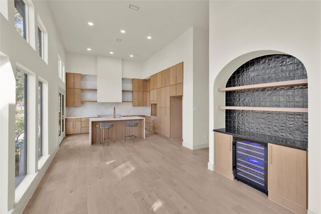 20 Buttonbush Ct, The Woodlands, TX 77380