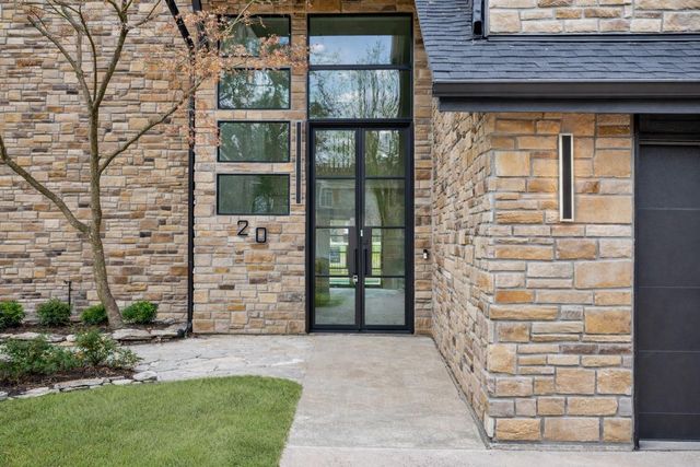 20 Buttonbush Ct, The Woodlands, TX 77380