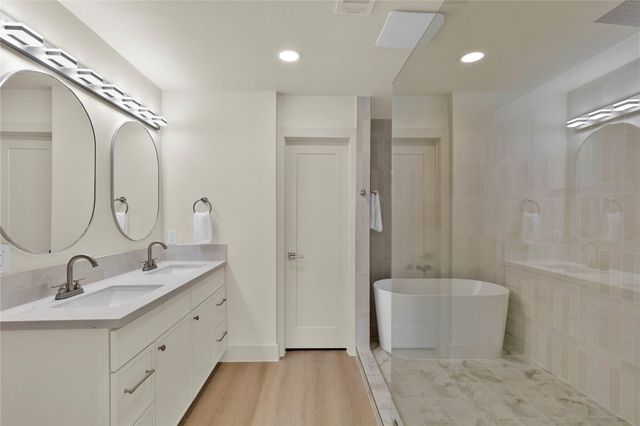 20 Buttonbush Ct, The Woodlands, TX 77380