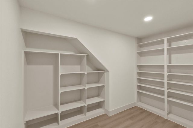 20 Buttonbush Ct, The Woodlands, TX 77380