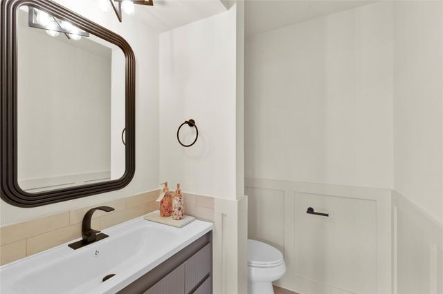 20 Buttonbush Ct, The Woodlands, TX 77380