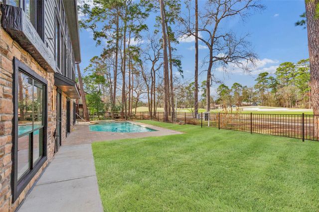 20 Buttonbush Ct, The Woodlands, TX 77380