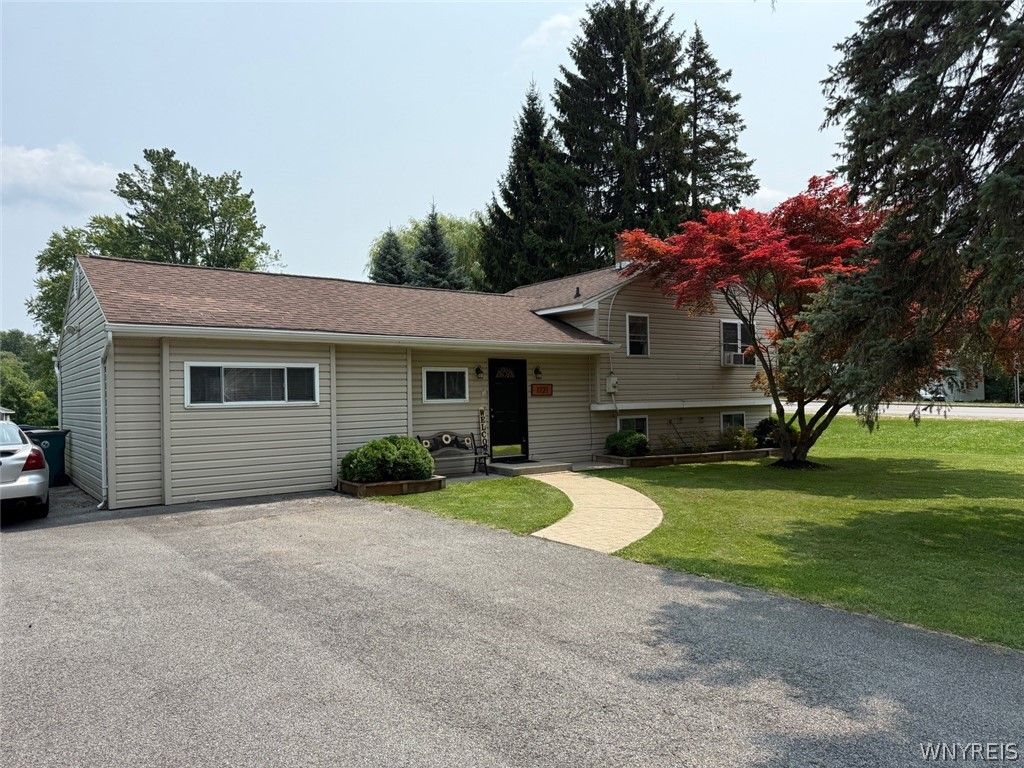 1721 Sweeney Street, North Tonawanda, NY 14120
