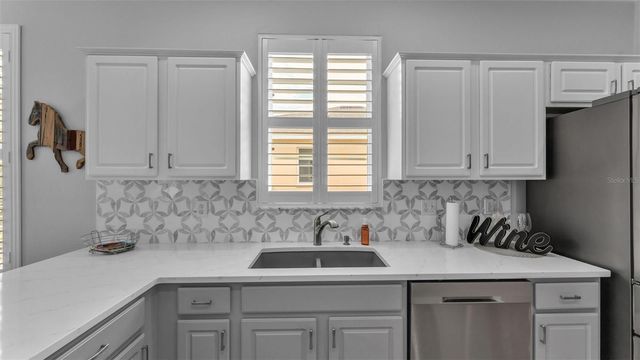 3943 WINDCHIME LANE, Lakeland, FL 33811