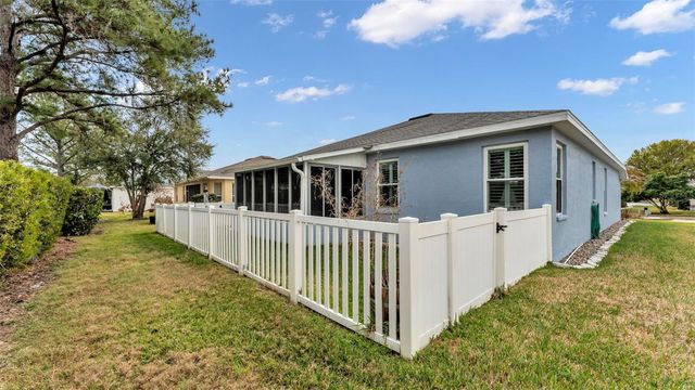 3943 WINDCHIME LANE, Lakeland, FL 33811