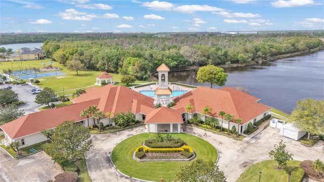 3943 WINDCHIME LANE, Lakeland, FL 33811