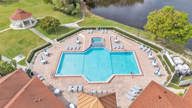 3943 WINDCHIME LANE, Lakeland, FL 33811