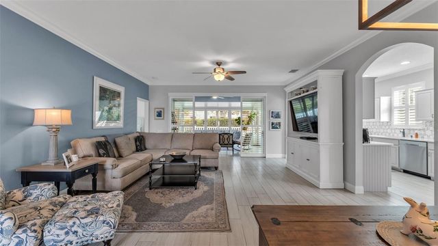 3943 WINDCHIME LANE, Lakeland, FL 33811