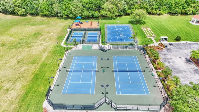 3943 WINDCHIME LANE, Lakeland, FL 33811