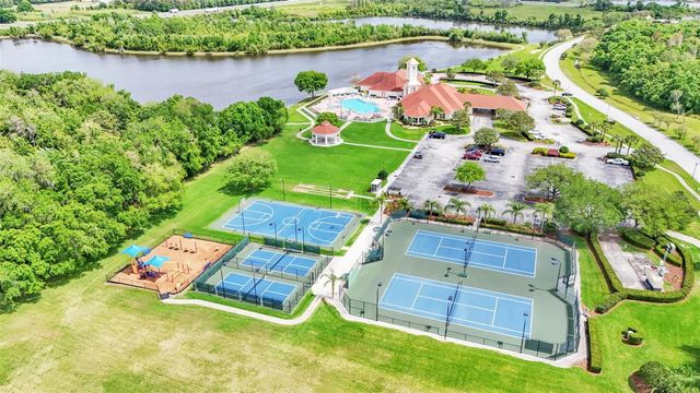 3943 WINDCHIME LANE, Lakeland, FL 33811