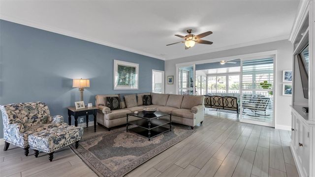 3943 WINDCHIME LANE, Lakeland, FL 33811